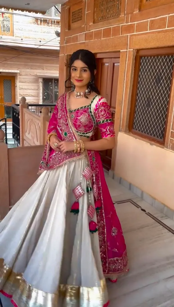 Pink_Embroidered_Lehenga_Choli_Set_For_Women