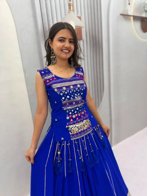 Blue_Embellished_Sleeveless_Lehenga_Choli_For_Women