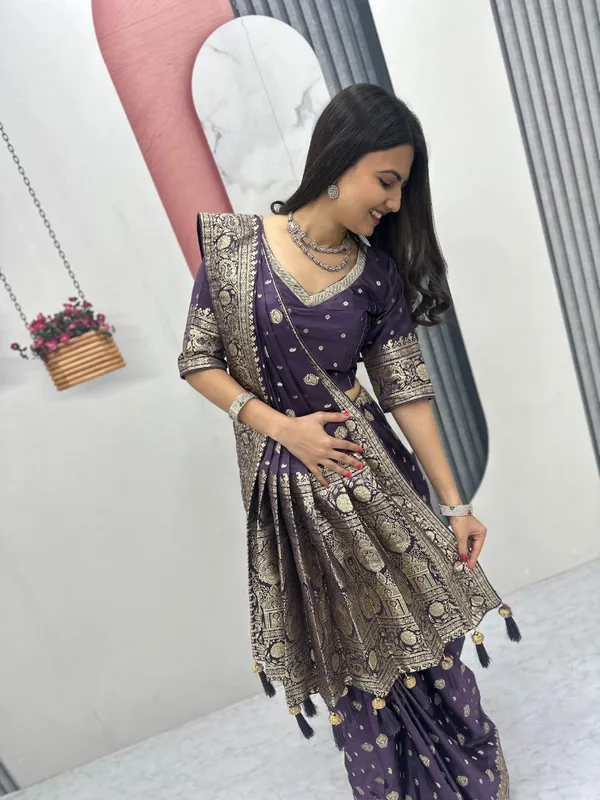 Purple_Printed_Traditional_Saree_For_Women