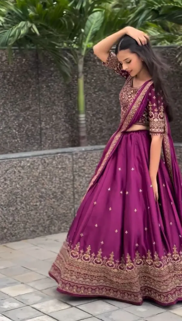Magenta_Embroidered_Lehenga_Choli_Set_For_Women