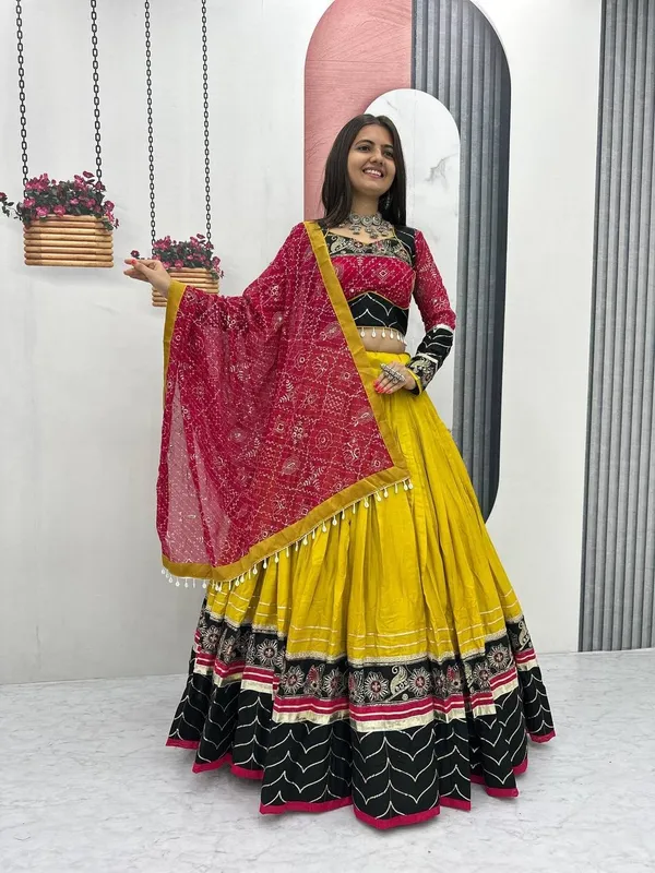Yellow_Printed_Flared_Lehenga_Choli_Set_For_Women