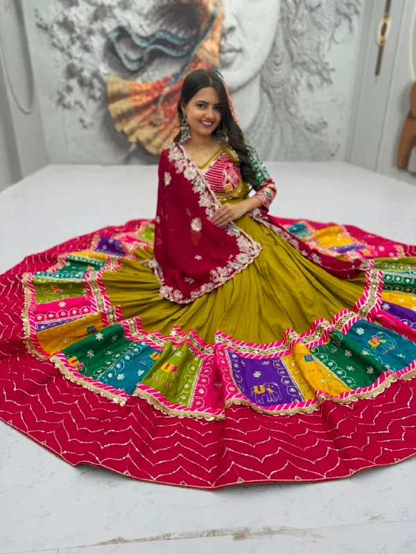 Multicolor_Traditional_Lehenga_Choli_Set_For_Women