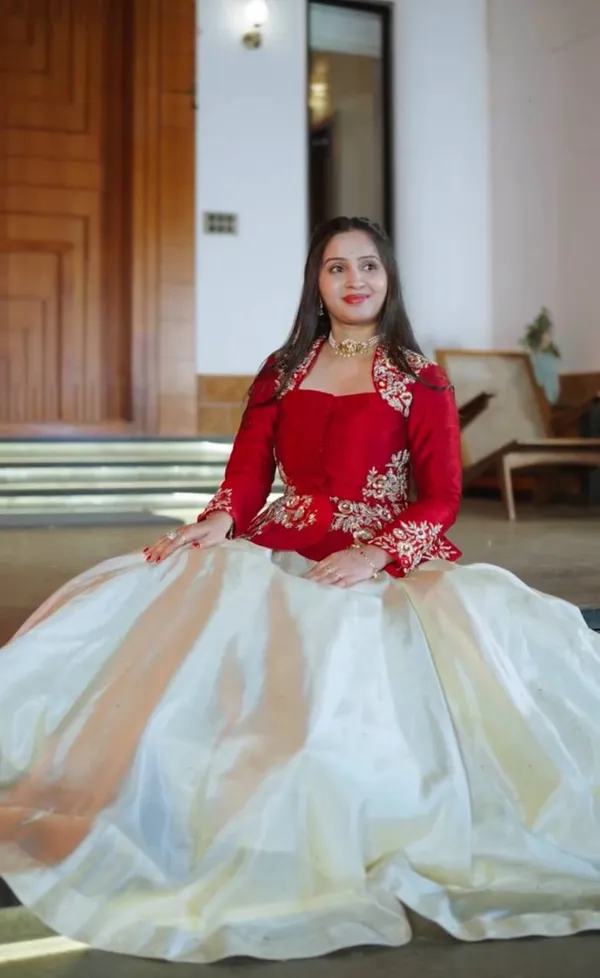 Red_And_White_Embroidered_Lehenga_Set_For_Women