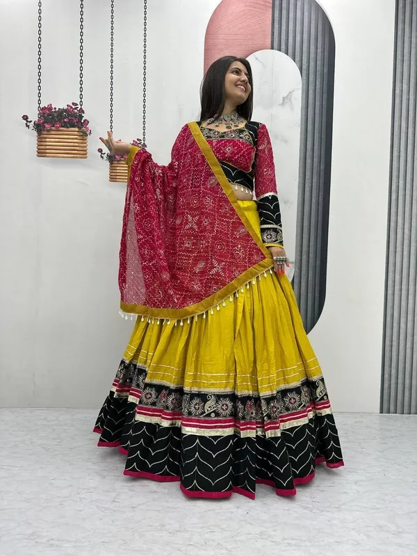 Yellow_Printed_Flared_Lehenga_Choli_Set_For_Women