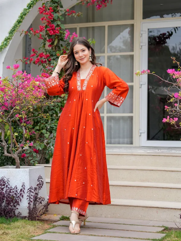 Rust_Red_Embroidered_Straight_Kurta_For_Women