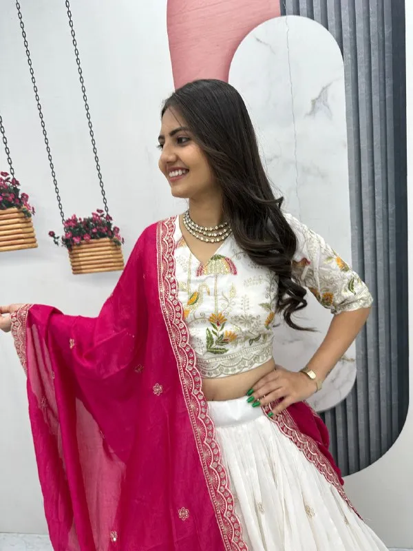 White_Floral_Embroidered_Lehenga_Choli_Set_For_Women