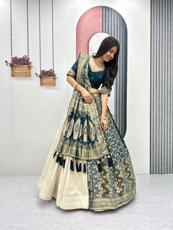 Navy_Blue_Printed_Lehenga_Choli_Set_For_Women