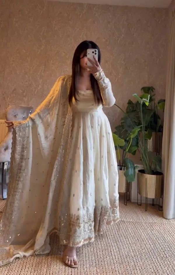 Cream_Embellished_Anarkali_Suit_Set_For_Women