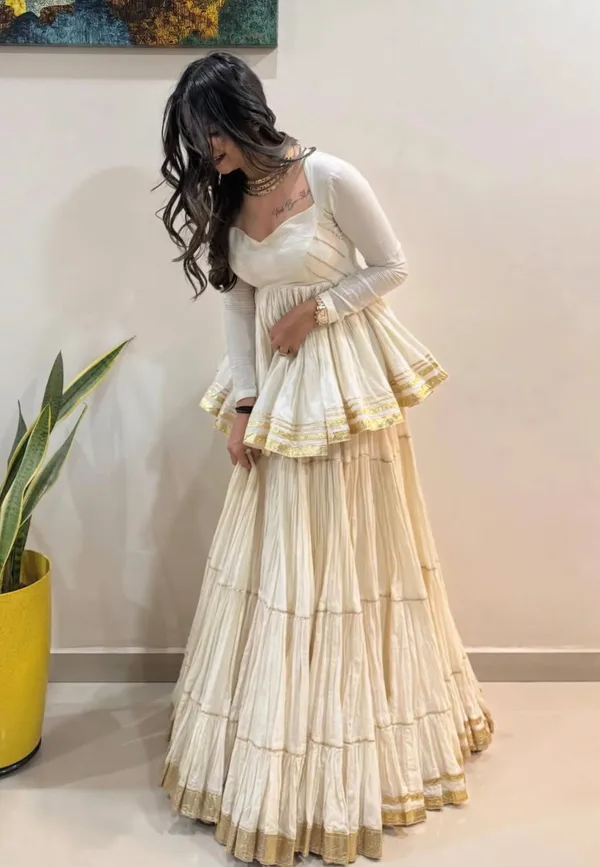 Peach_Flared_Sharara_Set_For_Women