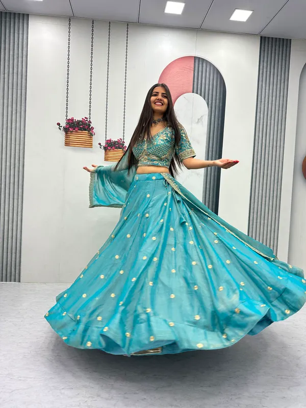 Turquoise_Embroidered_Lehenga_Set_For_Women