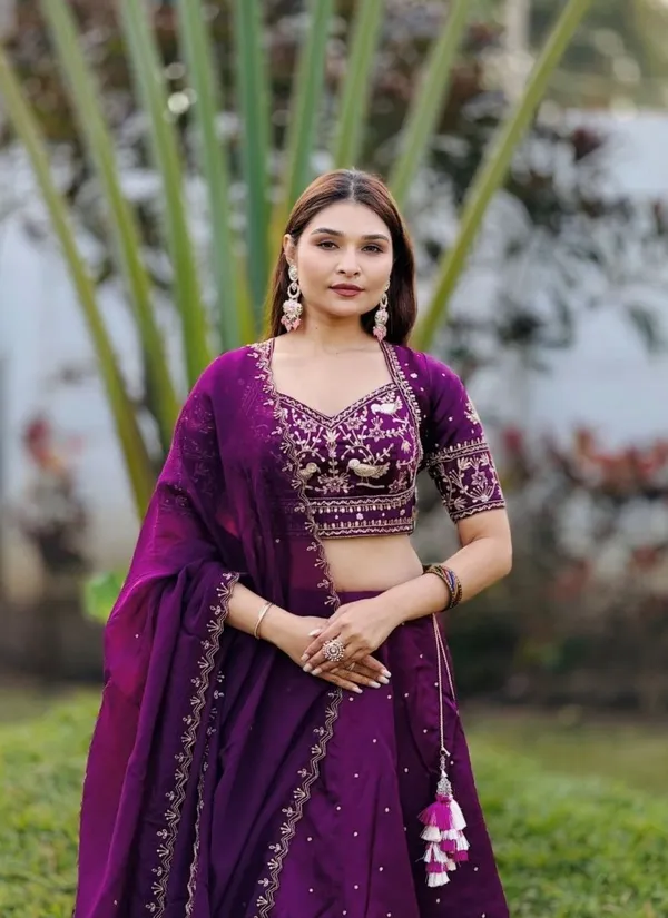 Purple_Embroidered_Lehenga_Choli_Set_For_Women