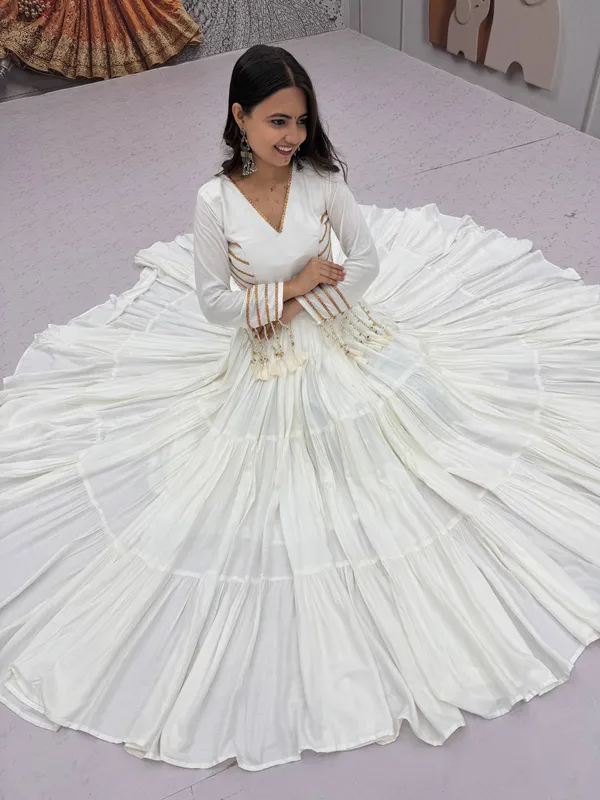 White_Embellished_Flared_Anarkali_Dress_For_Women