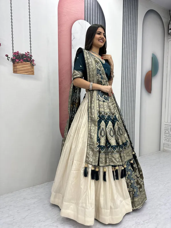 Navy_Blue_Printed_Lehenga_Choli_Set_For_Women