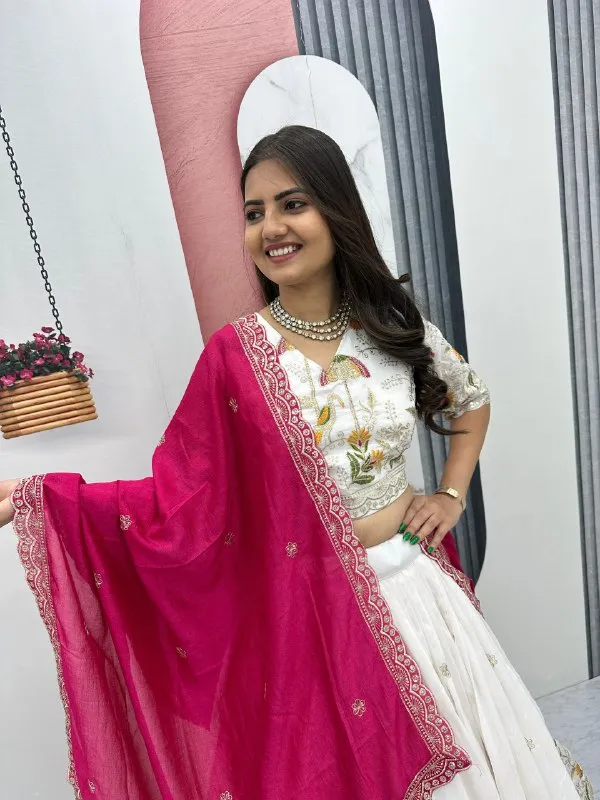 White_Floral_Embroidered_Lehenga_Choli_Set_For_Women