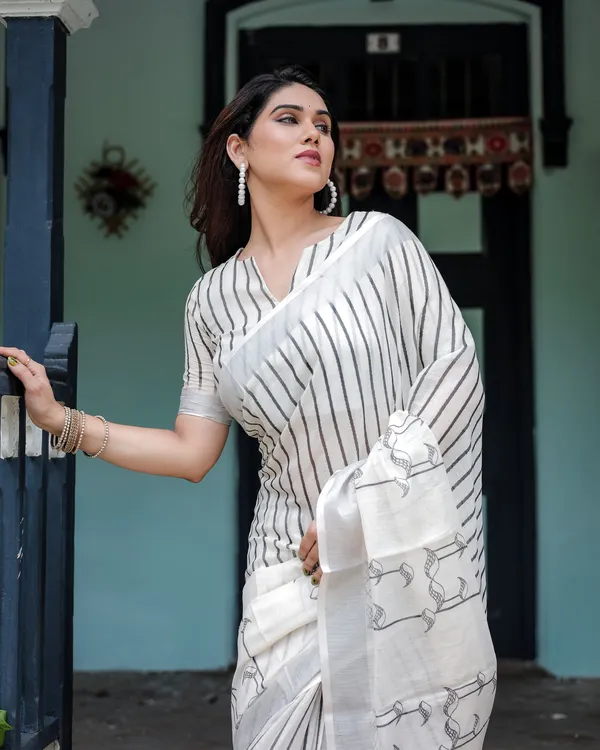 Classic_Ivory_Linen_Cotton_Saree_With_Grey_Stripes_Minimal_Print