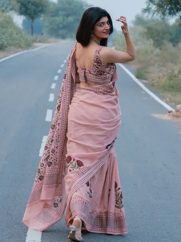 Elegant_Dusty_Pink_Linen_Cotton_Saree_With_Floral_Print_Border