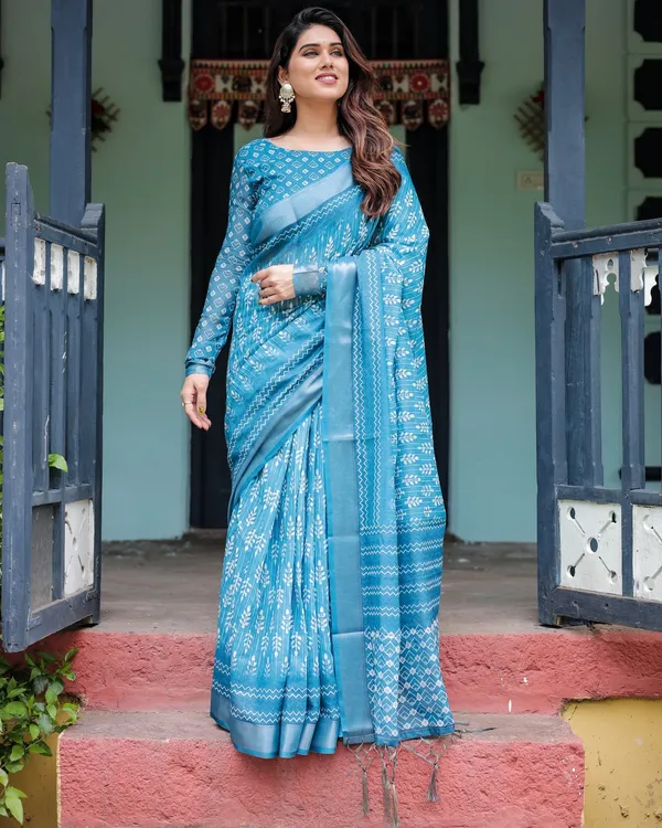 Elegant_Sky_Blue_Printed_Cotton_Saree_With_Traditional_Border_Design