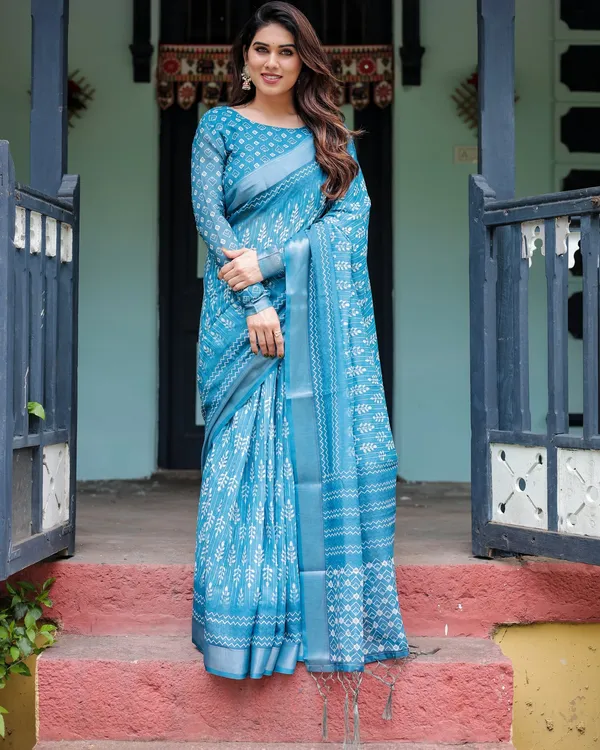 Elegant_Sky_Blue_Printed_Cotton_Saree_With_Traditional_Border_Design