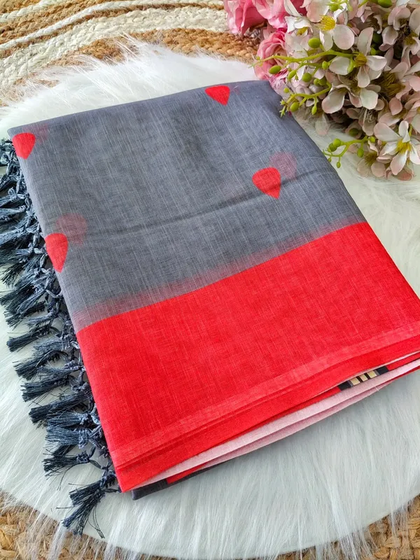 Grey_Red_Printed_Saree_With_Contrast_Border_And_Artistic_Motifs