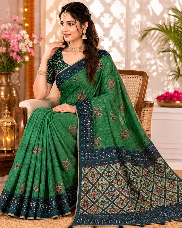 Emerald_Green_Premium_Linen_Cotton_Saree_With_Ethnic_Floral_Mosaic_Print_Designer_Border