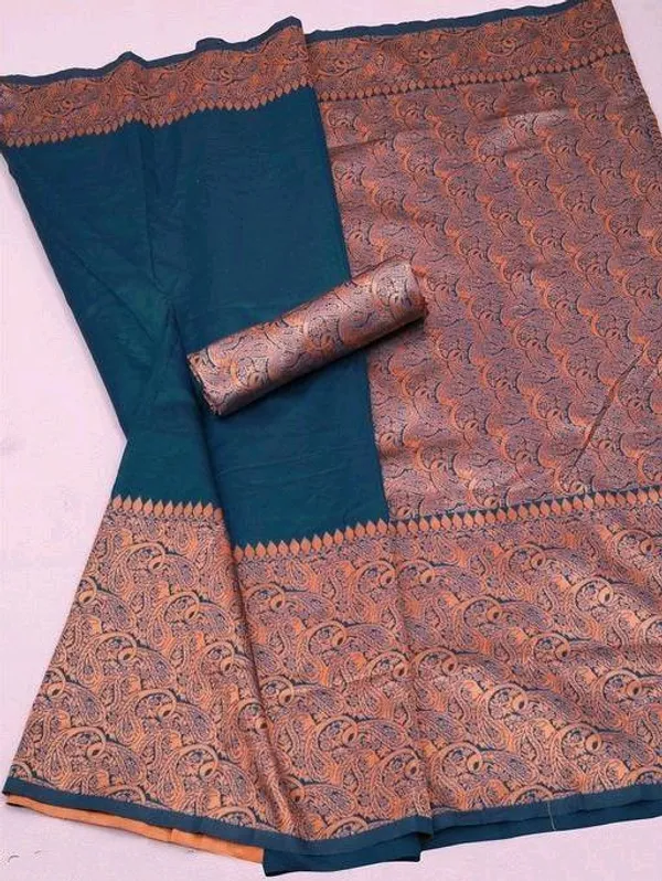 Rama_Green_Silk_Blend_Saree_With_Copper_Paisley_Woven_Border