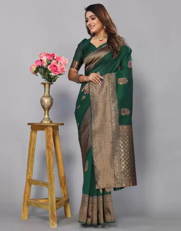 Emerald_Green_Woven_Silk_Blend_Saree_With_Antique_Gold_Zari_Border