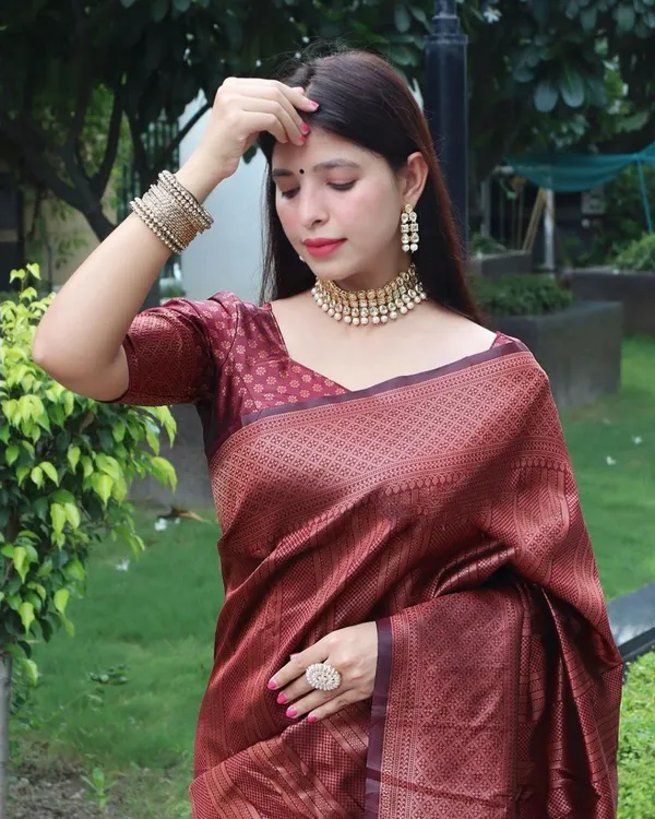Rich_Maroon_Copper_Woven_Silk_Blend_Saree_With_Geometric_Border