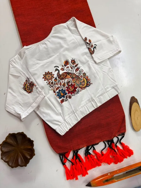 Rust_Orange_Saree_With_White_Peacock_Printed_Ready_To_Wear_Blouse