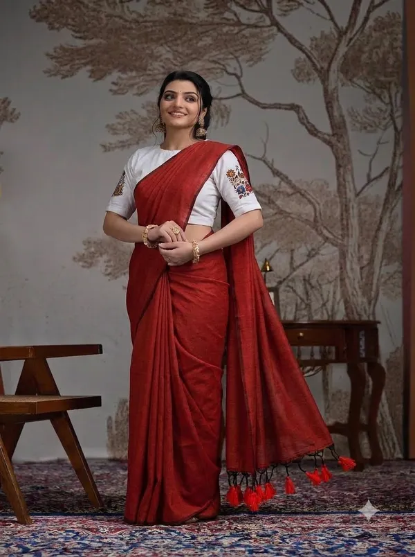 Rust_Orange_Saree_With_White_Peacock_Printed_Ready_To_Wear_Blouse