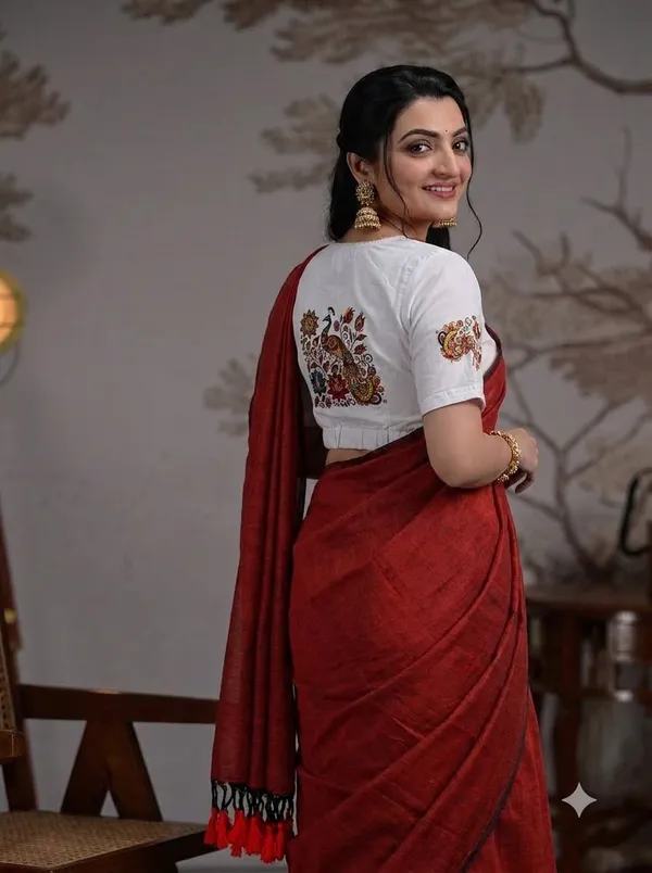 Rust_Orange_Saree_With_White_Peacock_Printed_Ready_To_Wear_Blouse