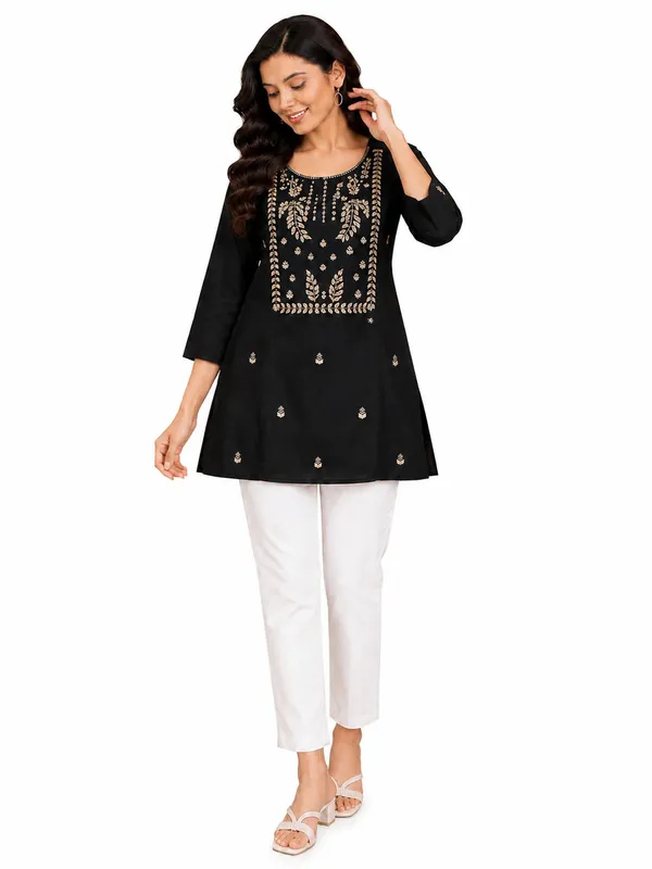 Black_Embroidered_A-Line_Kurta_for_Women