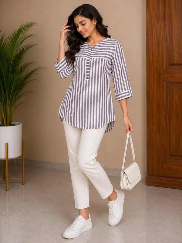Grey_Striped_Relaxed_Fit_Tunic_Top_for_Women