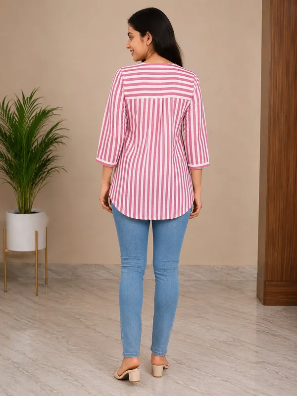 Pink_Striped_A-Line_Kurti_For_Women