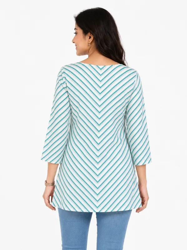 White_Geometric_Print_Straight_Kurta_For_Women