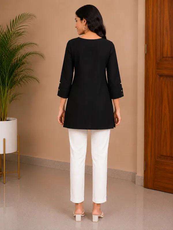Black_Embroidered_A-Line_Kurta_for_Women