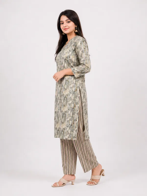 Grey_Printed_Straight_Kurta_Palazzo_Set_for_Women