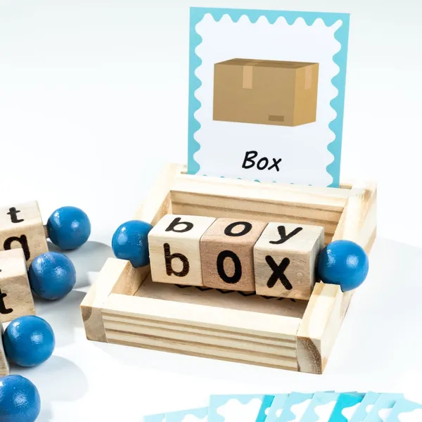Kasthatoys_Montessori_Wooden_Learning_Combo_(Tic_Tac_Toe_+_Spelling_Blocks)