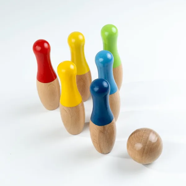 Kasthatoys_Natural_Wood_Bowling_Set_With_6_Pins_&_Ball_For_Kids