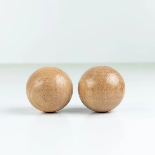 Kasthatoys_Natural_Wood_Bowling_Set_With_6_Pins_&_Ball_For_Kids
