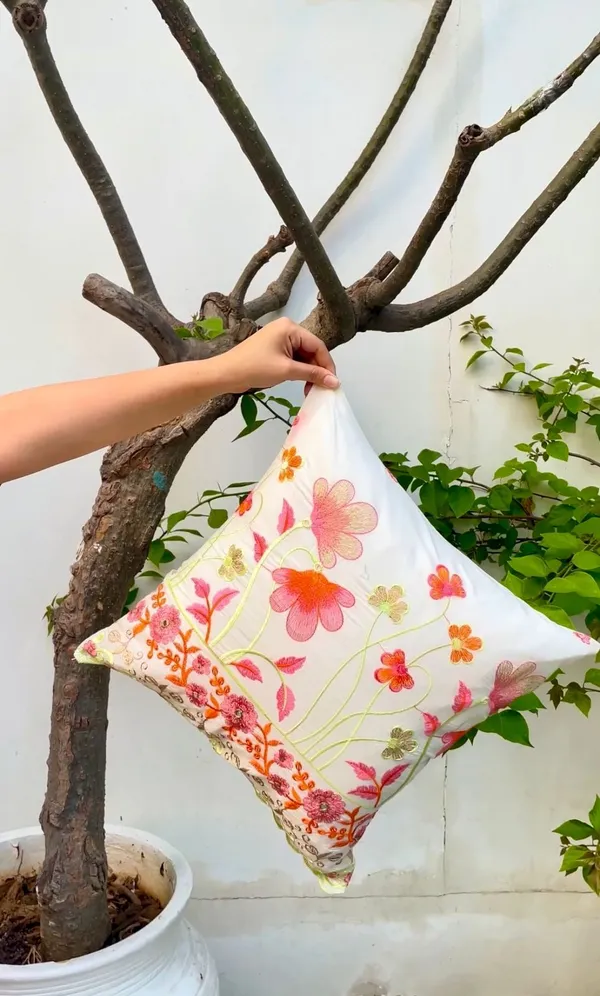 Spring_Bloom_Cushion_Cover