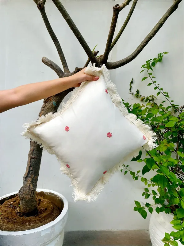 Cotton_White_Floral_Frill_Cushion_Cover