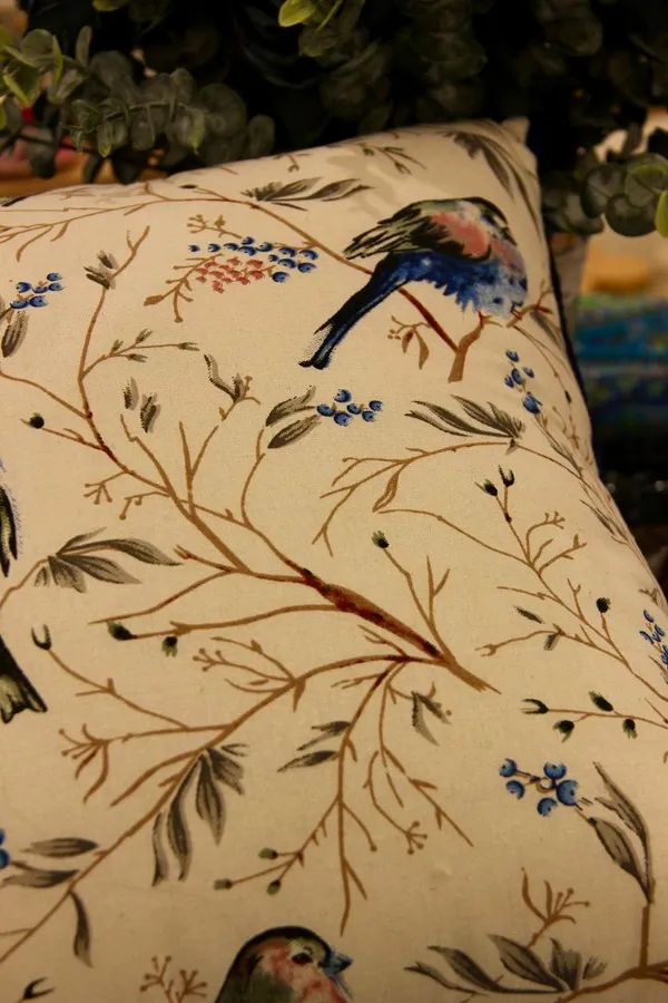 Cotton_Serene_Bird_Print_Cushion_Cover