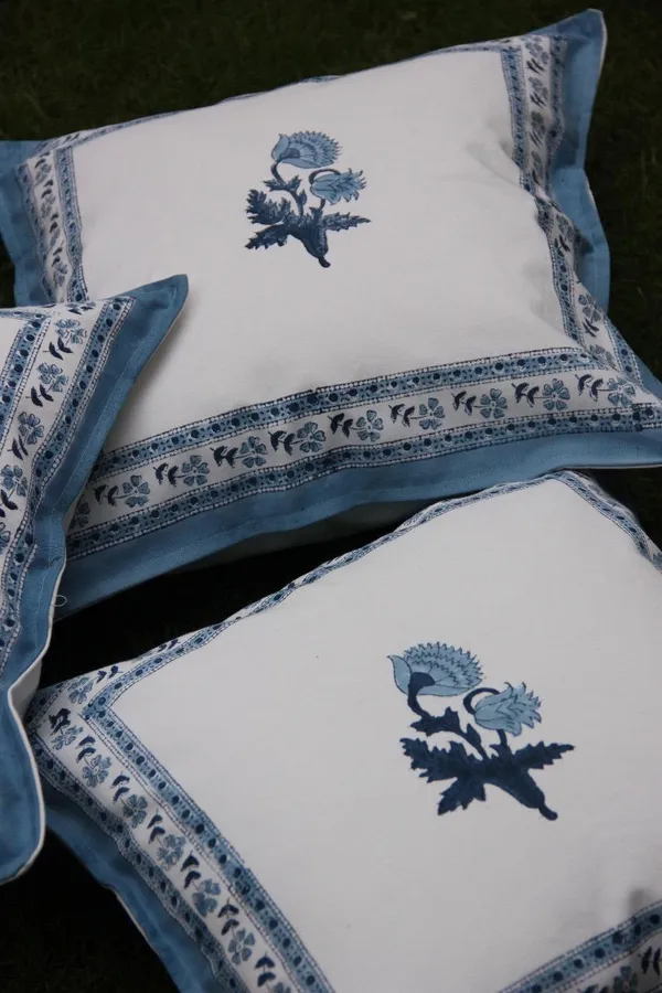Cotton_Indigo_Floral_Block_Print_Cushion_Cover