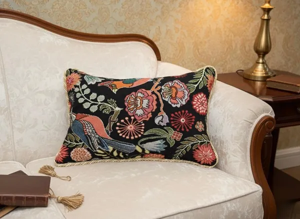 Jacquard_Woven_Multicolour_Textured_Cushion_Cover