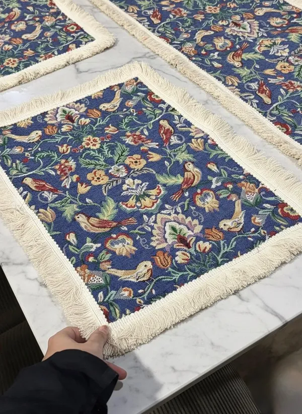Jacquard_Blue_Aviary_Print_Table_Set