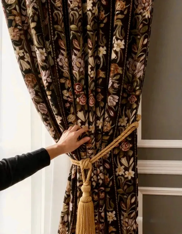 Velvet_Regal_Solid_Curtains_Set_Of_2