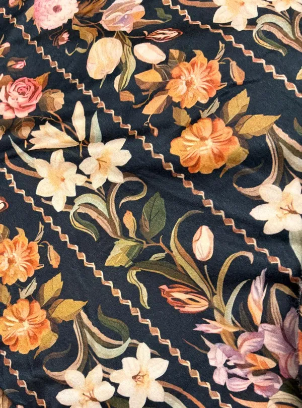 Velvet_Regal_Solid_Curtains_Set_Of_2
