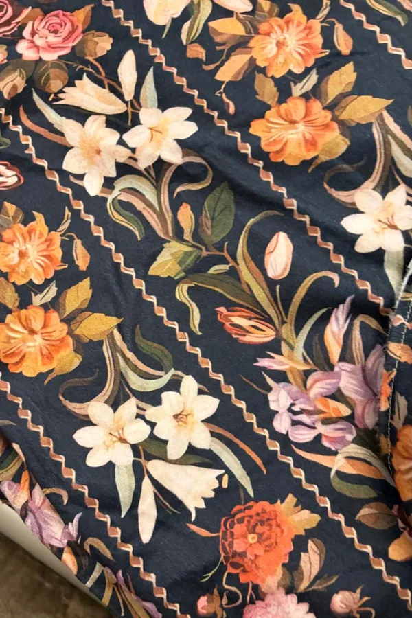Velvet_Regal_Solid_Curtains_Set_Of_2