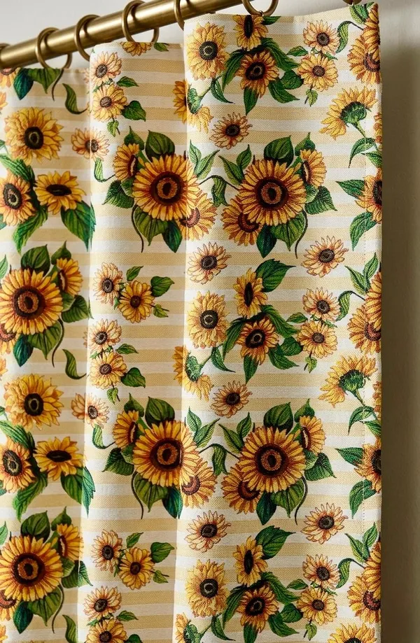 Jacquard_Floral_Multicolour_Curtains_Set_Of_2