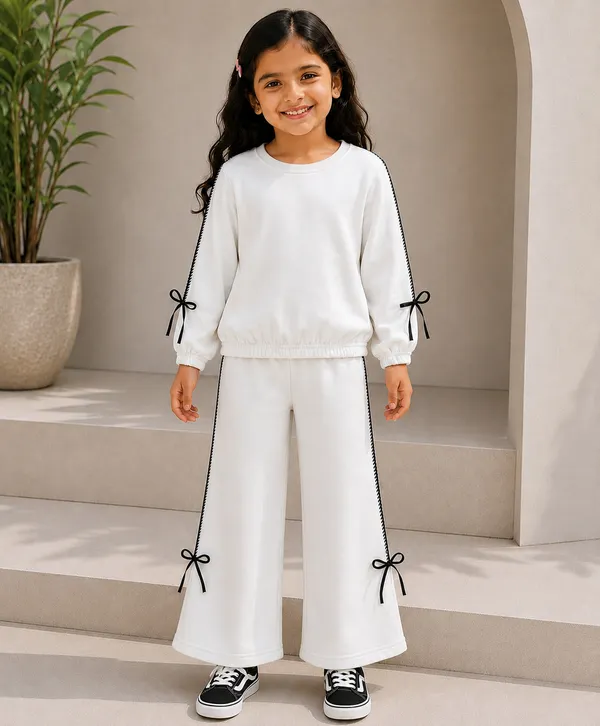 White_Cotton_Fleece_Lace_Trim_Pants_For_Girls